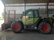 CLAAS Scorpion 7040 Loader and Excavator