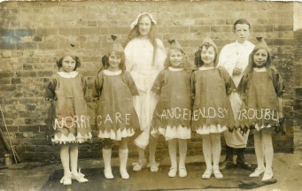 Great Wakering School Folk Dancing 1918 – 20