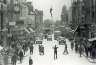 August 1960 - Southend High Street looking towards the R.A. Jones Building