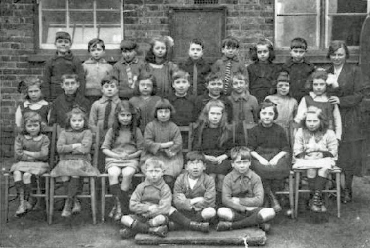 BARLING SCHOOL CLASS 1922-23