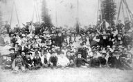 Golden Jubilee Fete, Barling 1887 (man in centre with white beard Mr Pitt)